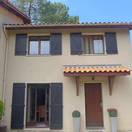 Apartment Sabaou Holiday home *